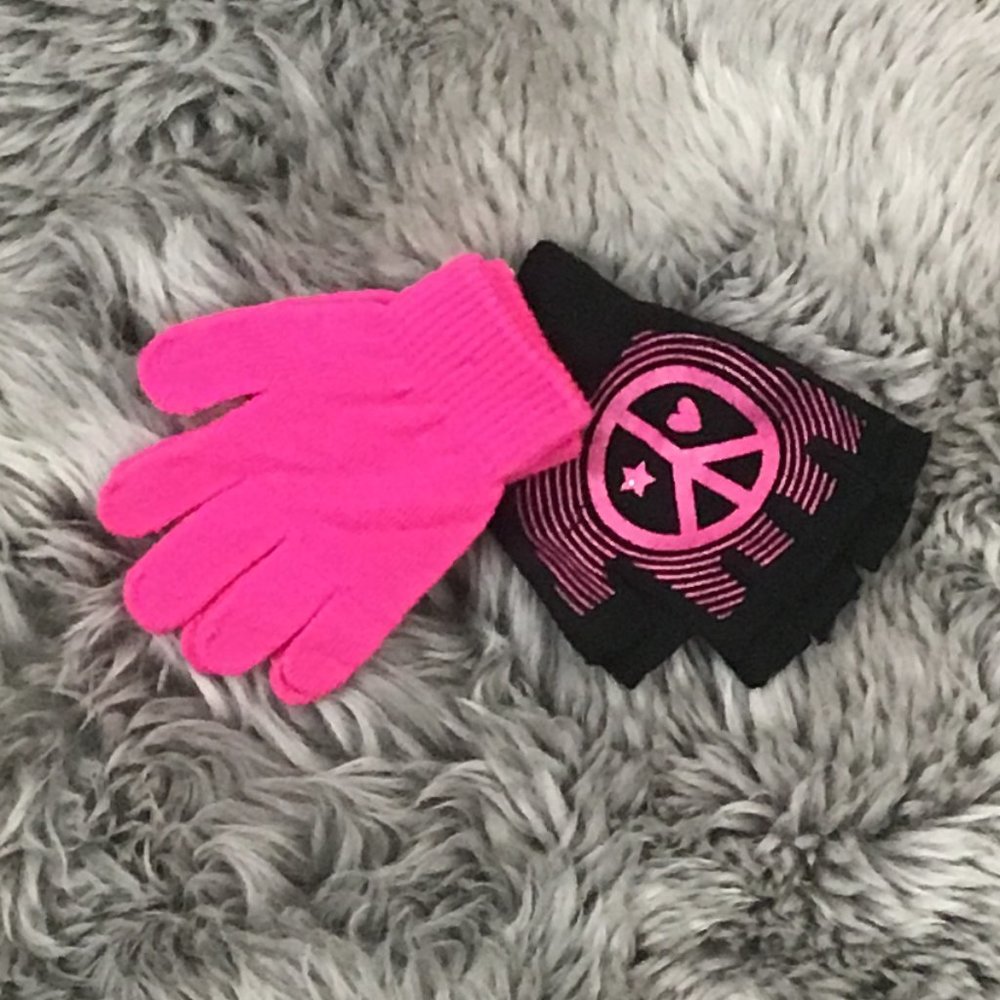 Kids Dream | Girl's Winter Gloves | Black & Pink | 2 Piece Set | One Size